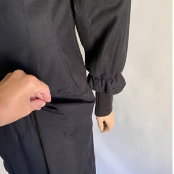 Yohji Yamamoto tradition in coat - Picture 6 of 6